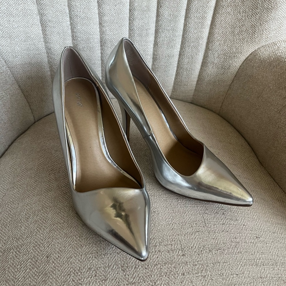 SOLD Chrome Heels - Picture 1 of 12
